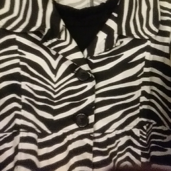 Awesome zebra print 3/4 sleeves Jacket size 16 - Picture 6 of 7